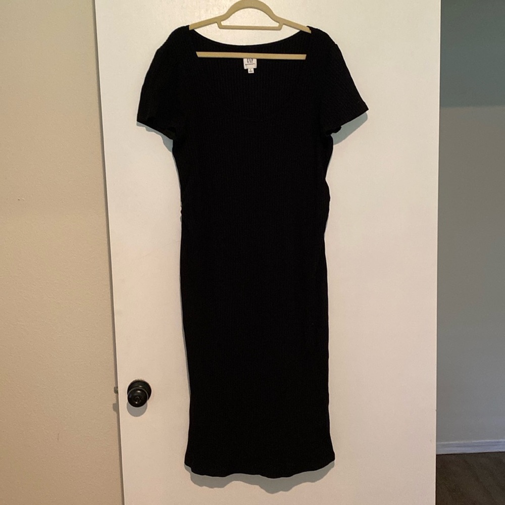 Gap maternity dress